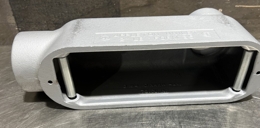 Appleton Unilet Form 35 2" LB Electrical Conduit Connector. NOS Surplus