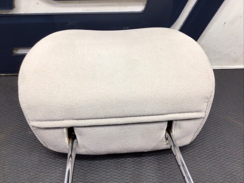 2008 Hyundai Sonata PASSENGER RIGHT FRONT HEADREST