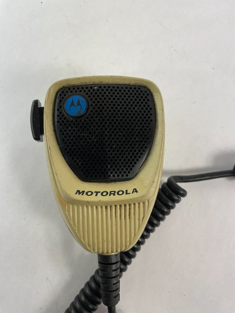 Motorola Model No HMN 1035A Palm Held Microphone