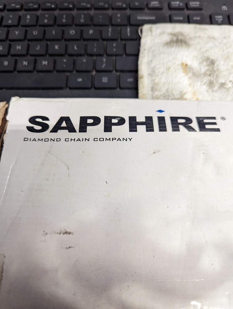 Sapphire 80 SS RIV Roller Chain Original Box New Old Stock