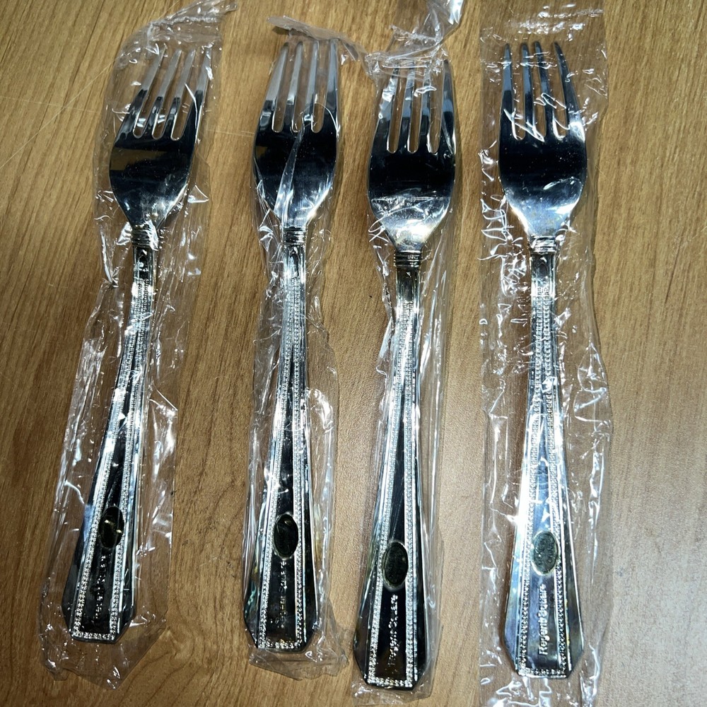 VTG. 20-PC. SILVER PLATED FLATWARE SET 4-PLACE SETTINGS REGENT SQUARE SEALED