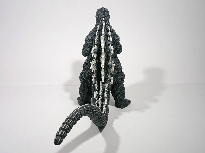 Toho Kaiju Monster Collection 1/700 Godzilla (1984) figure + visual book