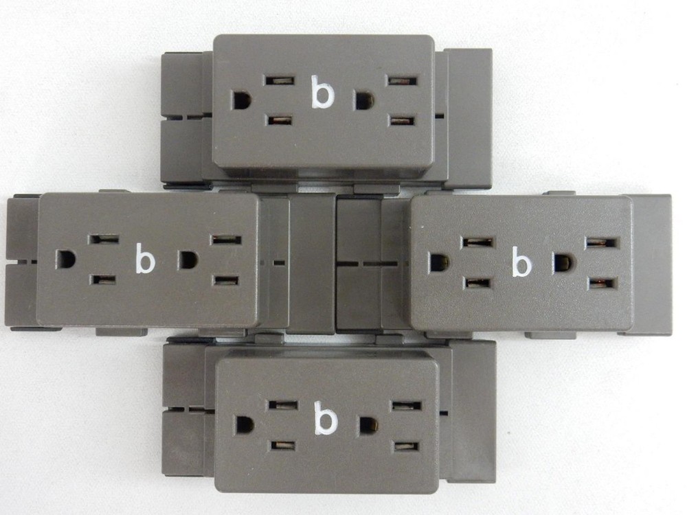 4x Herman Miller Panel System Type I A1311.B Duplex Cubical Receptacle Type B