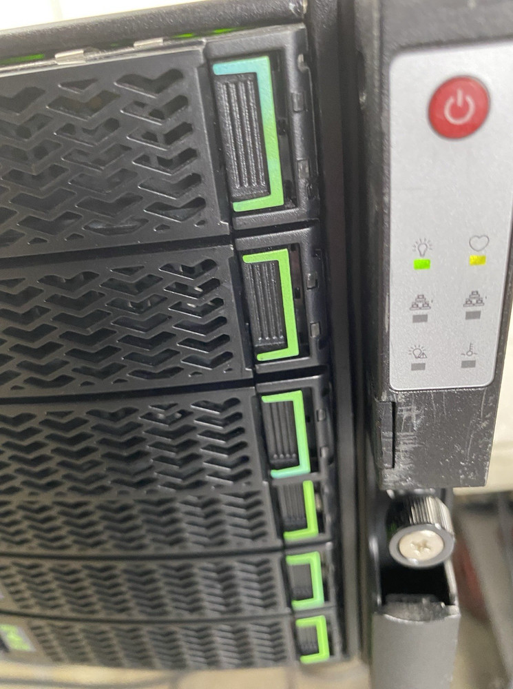 HPE Nimble Storage Q8B52A No Drives