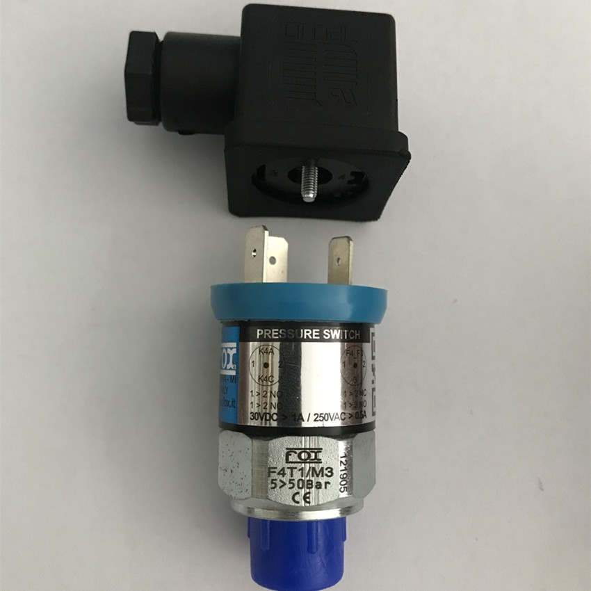 1 Pc. New F4T1/M3 Pressure Sensor Transmitter