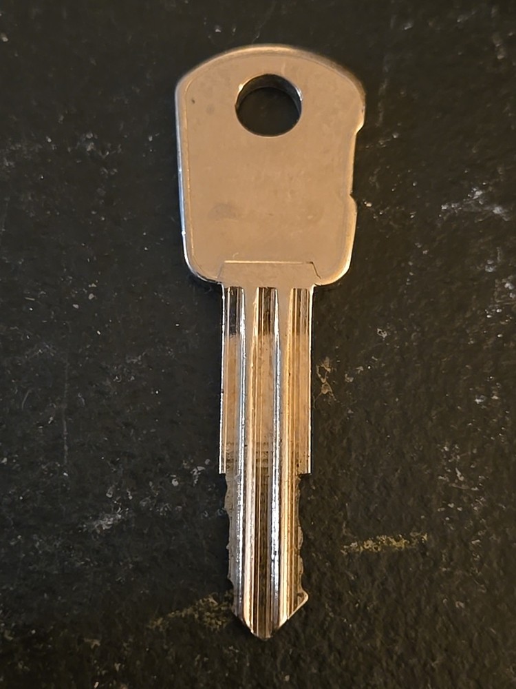 MONARCH TRI GARD KEY CODED TD3985 (3D1)