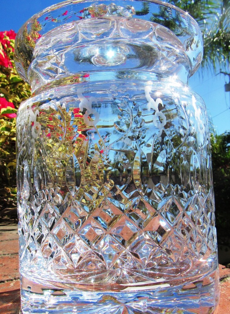ROGASKA GALLIA BISQUIT JAR MINT 8 1/4" TALL