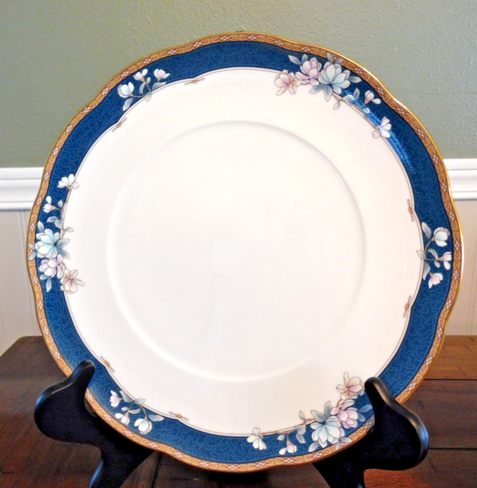 Noritake Sandhurst #9742 - 4 Piece Set, Dinner, Salad, Bread Plates & Cup