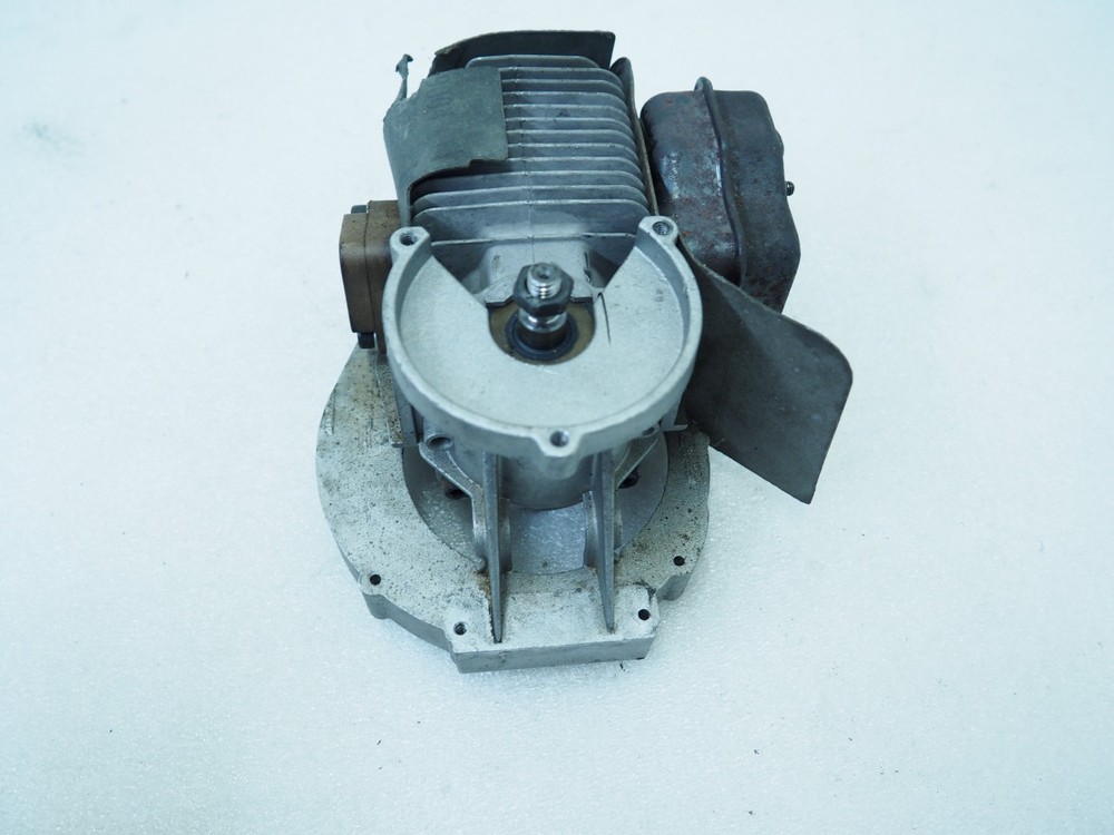 crankcase crankshaft cylinder piston complete engine Mcculloch TIVOLI 65