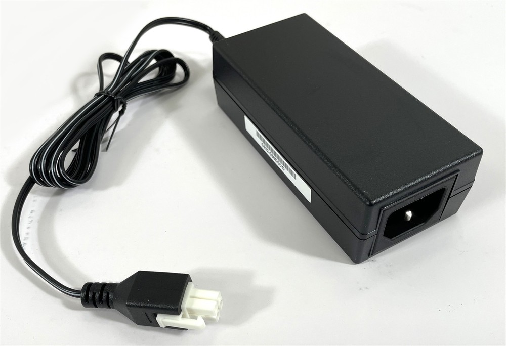 New Open Box Cisco Catalyst CG418-E Cellular Gateway WWAN LTE Advanced