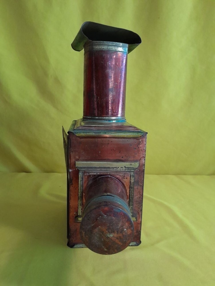 1885 RARE ANTIQUE MAGIC LANTERN PROJECTOR MEDAILLON LAPIERRE POLYCHROME 14”