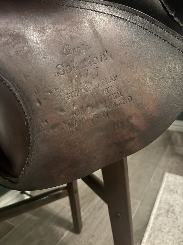 County Solution 17” Medium Tree Saddle