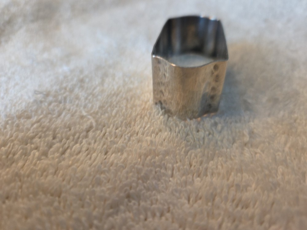 ARTS & CRAFTS Sterling Silver Hammered NAPKIN RING D Monogram