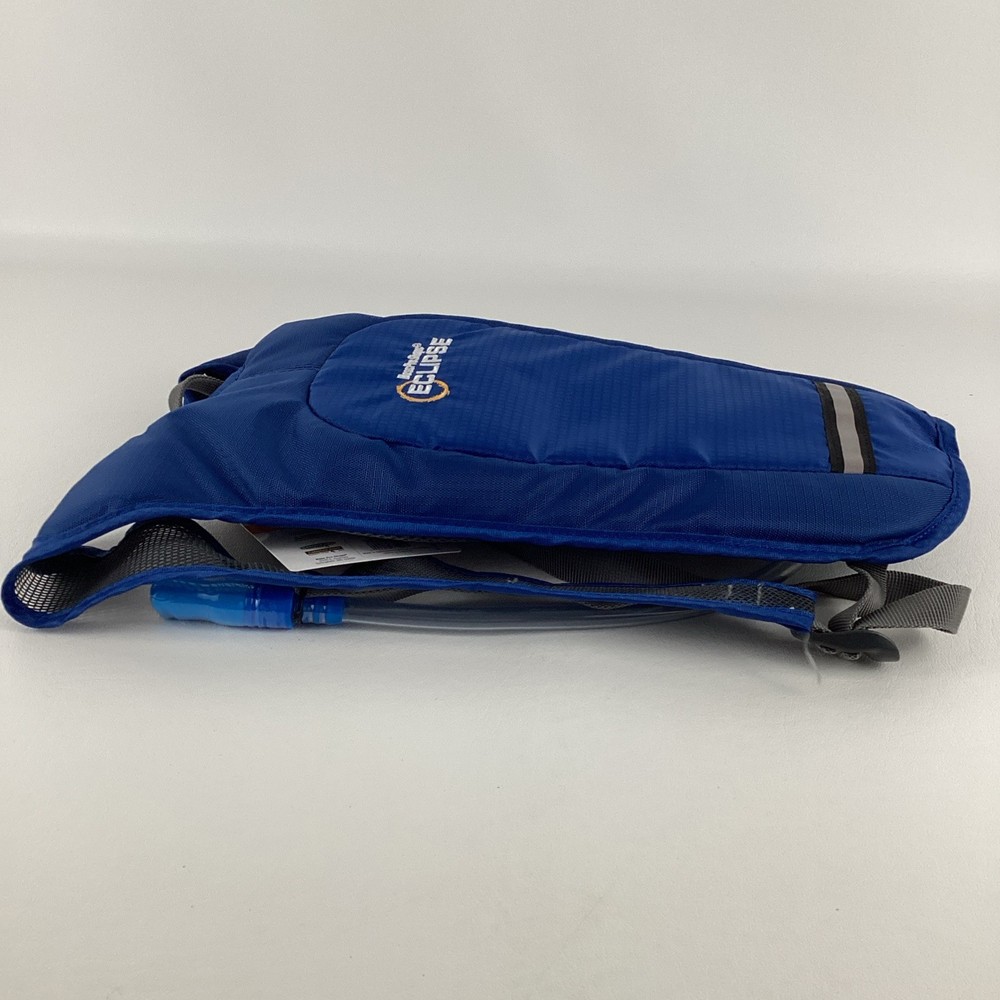 Bass Pro Shops Eclipse Hydration Pack Outdoors Water Holder Reflective Hike NEW