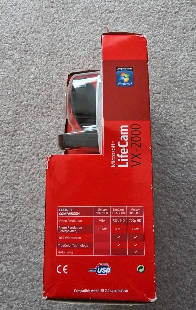 Microsoft Lifecam VX-2000 Webcam with Microphone Model 1381 NEW
