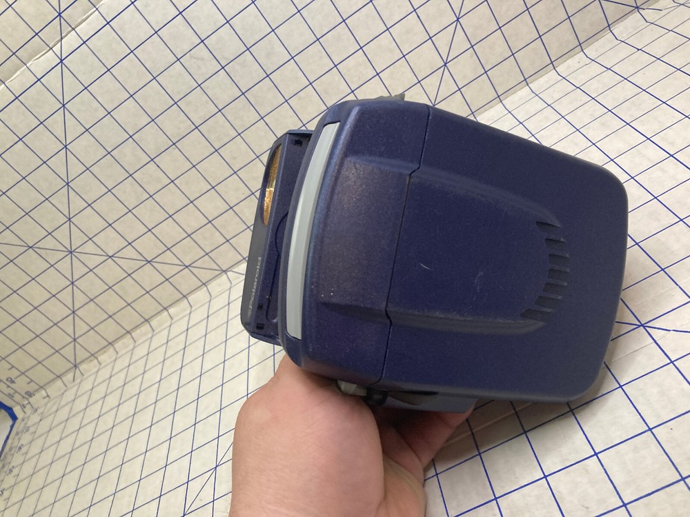Polaroid OneStep Auto Focus Camera Broken Handle UNTESTED or PARTS
