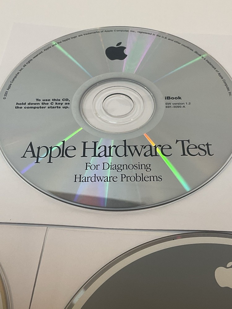 Apple iBook Mac OS X (10.2.4) Software Install Disk 1 & 2 Hardware Test OEM