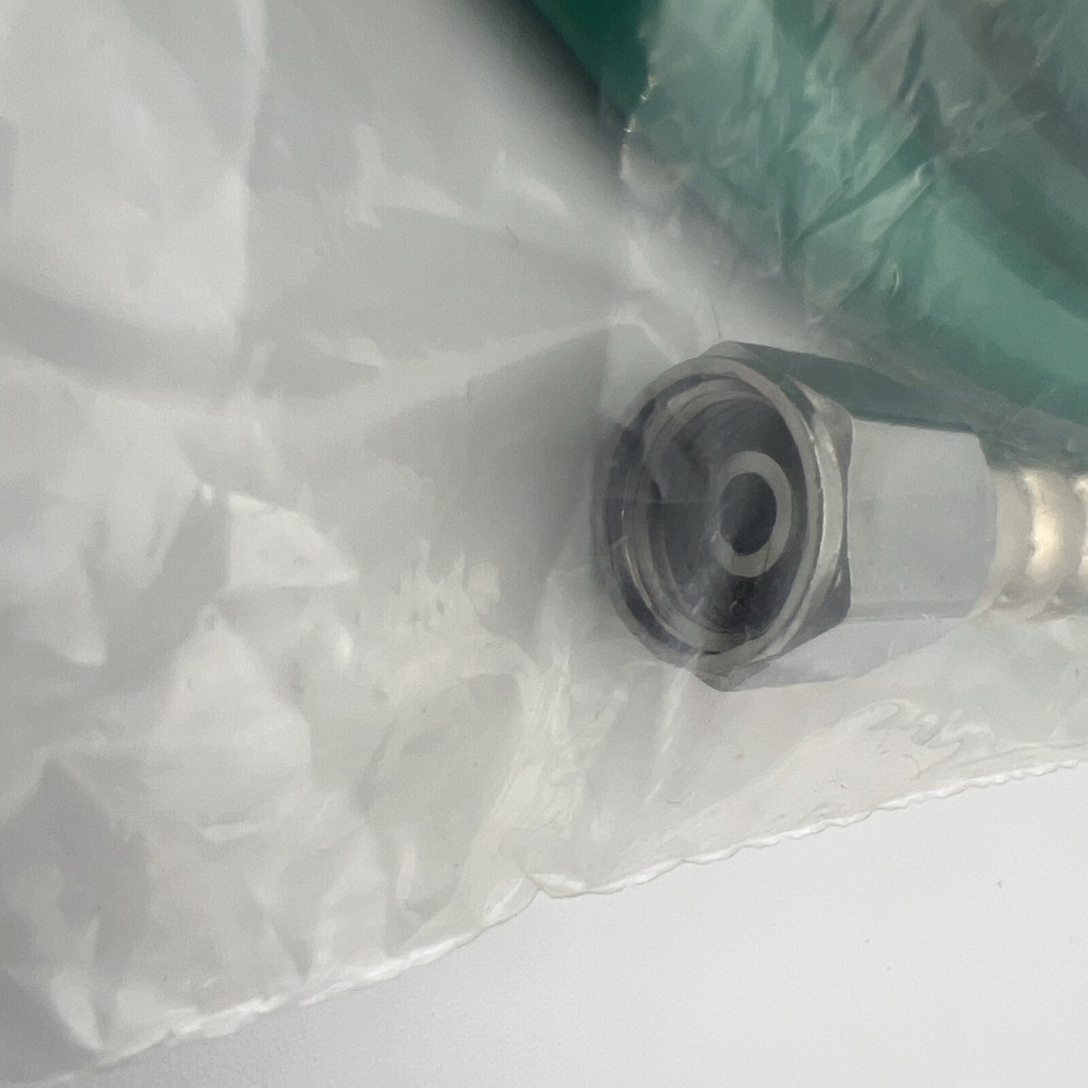 Oxygen Hose with D.I.S.S. Fittings