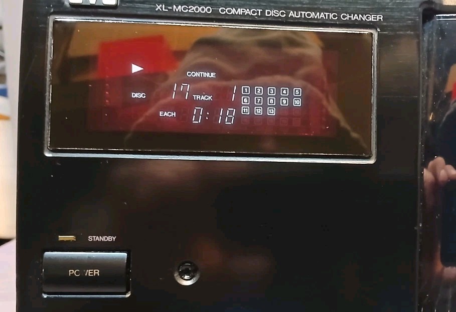 JVC XL-MC2000 200-Disc CD Changer Works Great No Remote