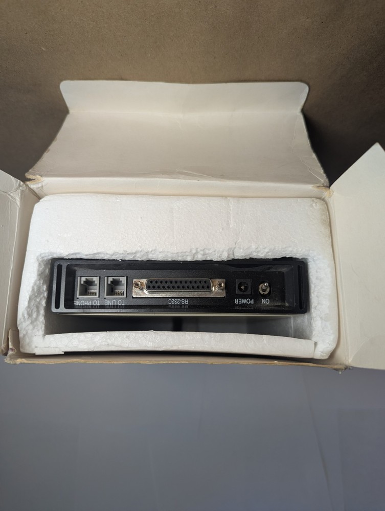 Vintage 1992 Peripherals Hook-Up 2400 SE External Modem CompuServe w/ Box