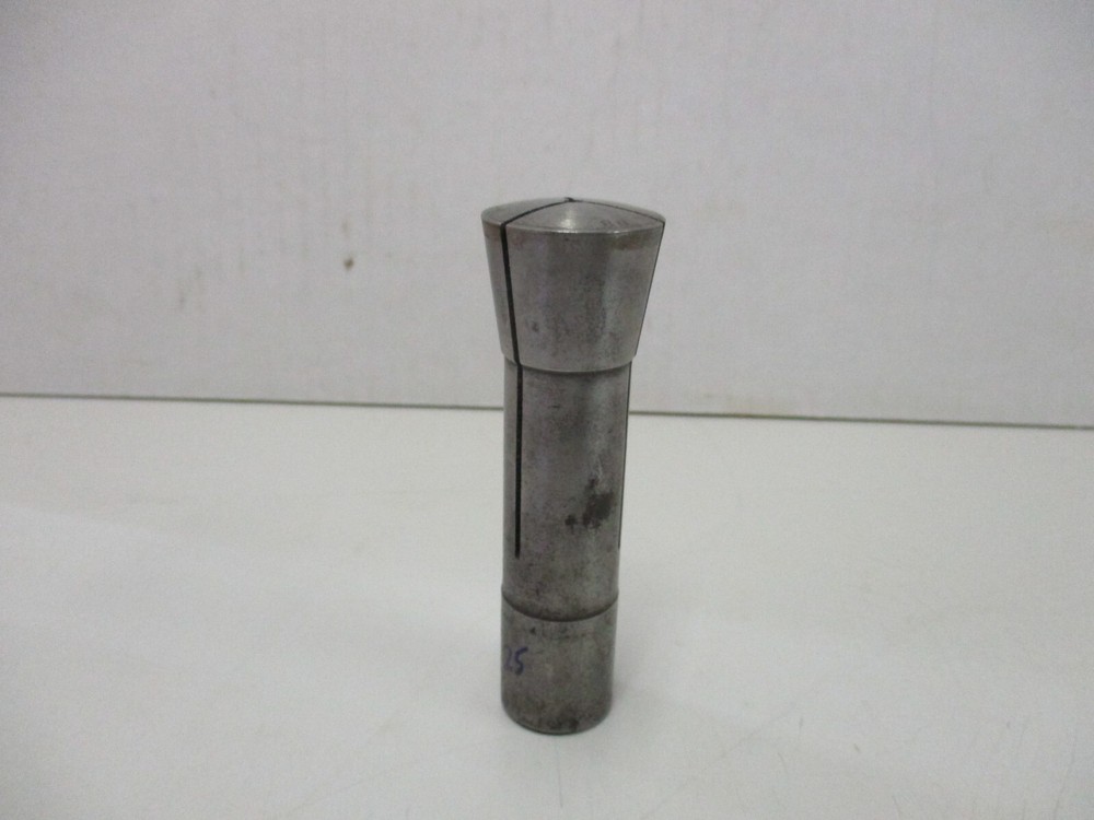 Q.A.  1/8in. R8 Round Collet