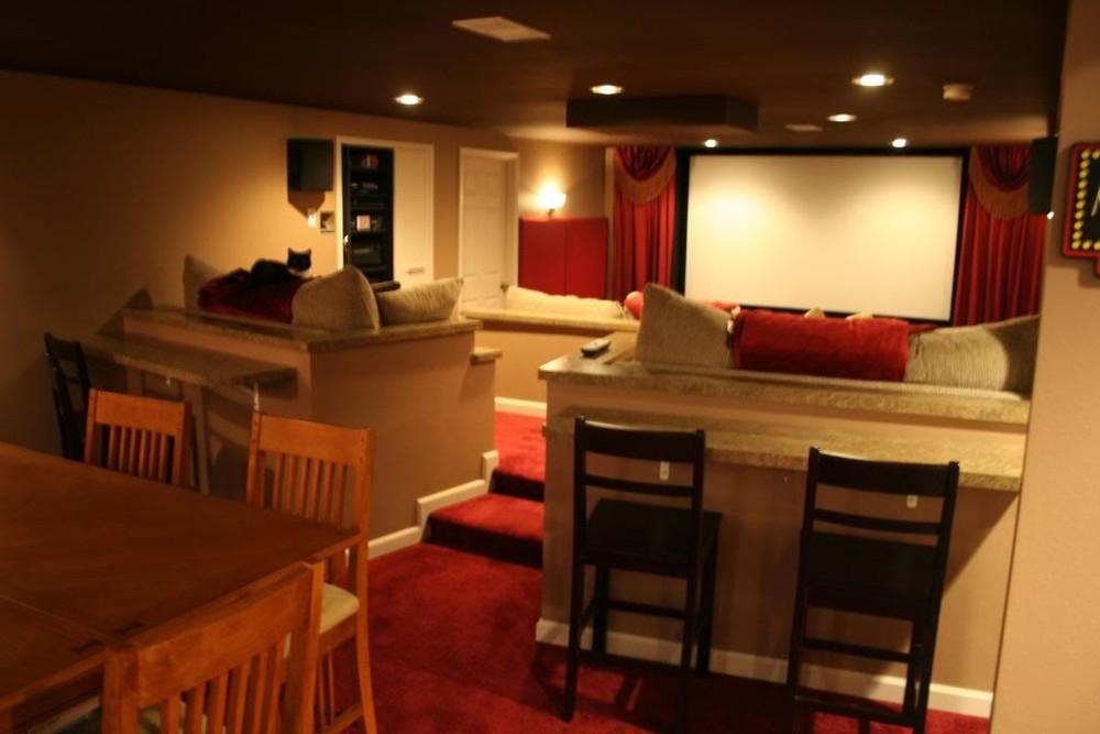 2 QUART CAN HD PROJECTOR / PROJECTION SCREEN PAINT SOLUTION -Half Gallon HD