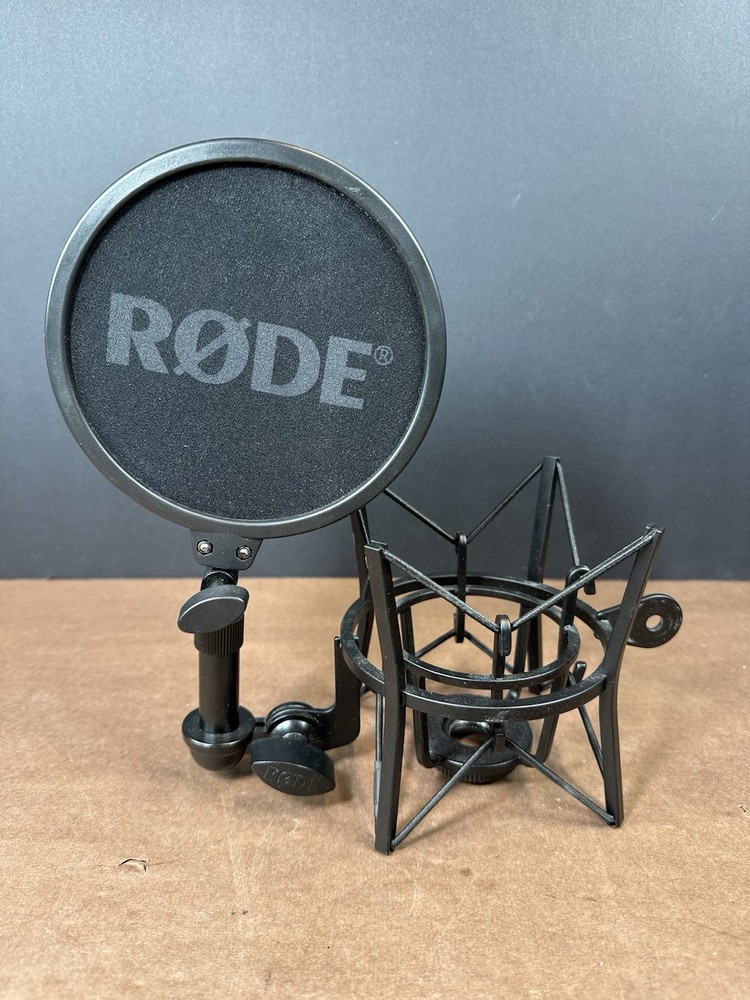 Rode SM6 Shock Mount with Detachable Pop Filter