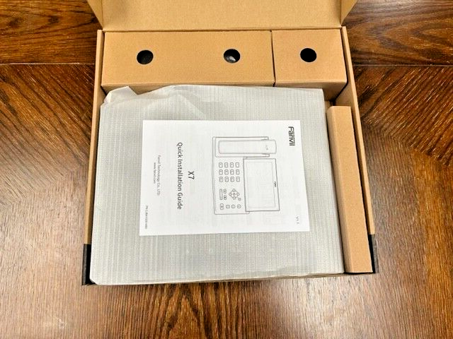 Fanvil - X7 Touch Screen Enterprise IP Phone - New!!