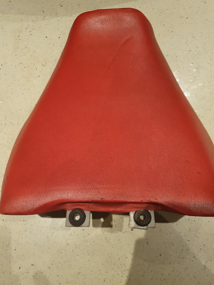 Suzuki GSXR 750 WN Seat