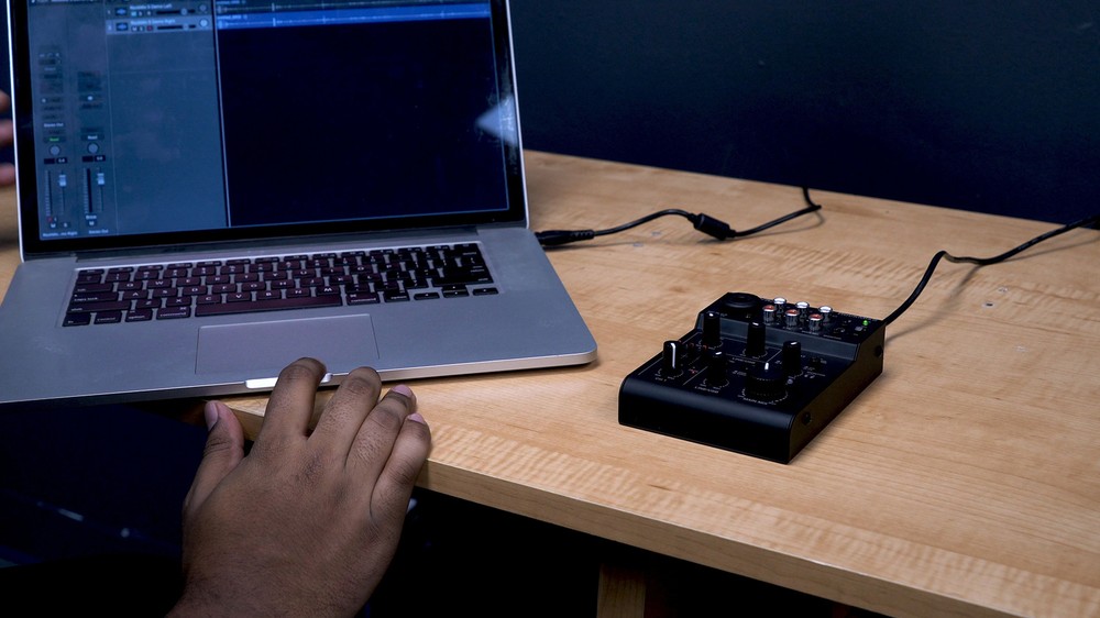 Rockville RockMix 5 USB Computer Recording Interface Mixer w/Bluetooth, Echo, EQ
