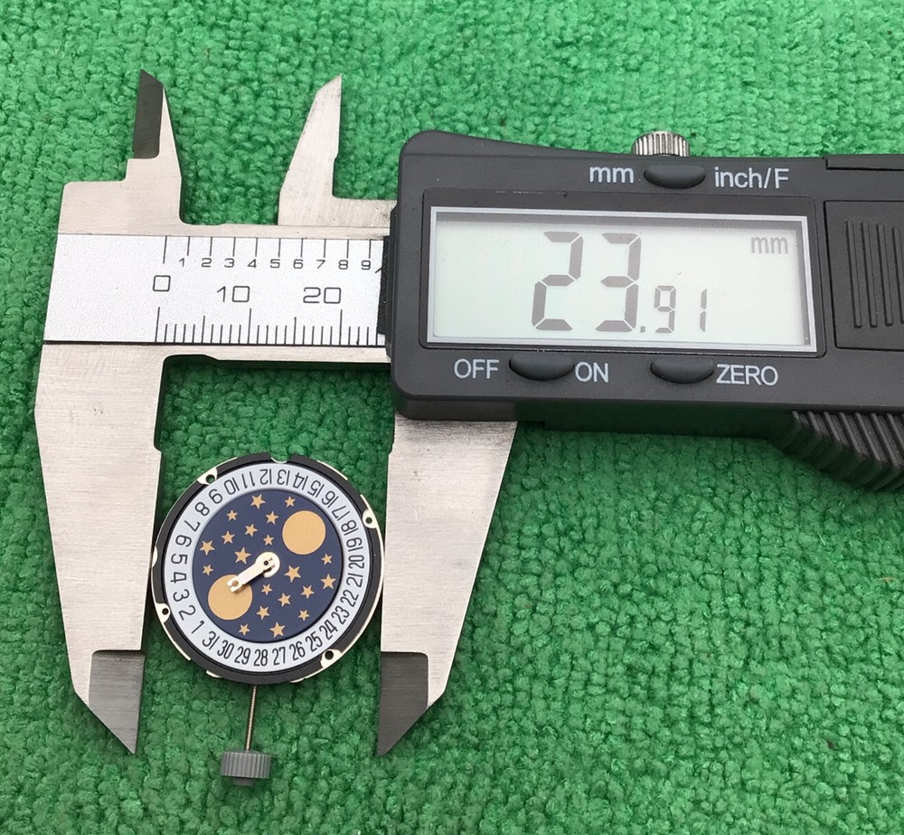 Ronda 708 Quartz Movement Watch, Date At 6, NOS