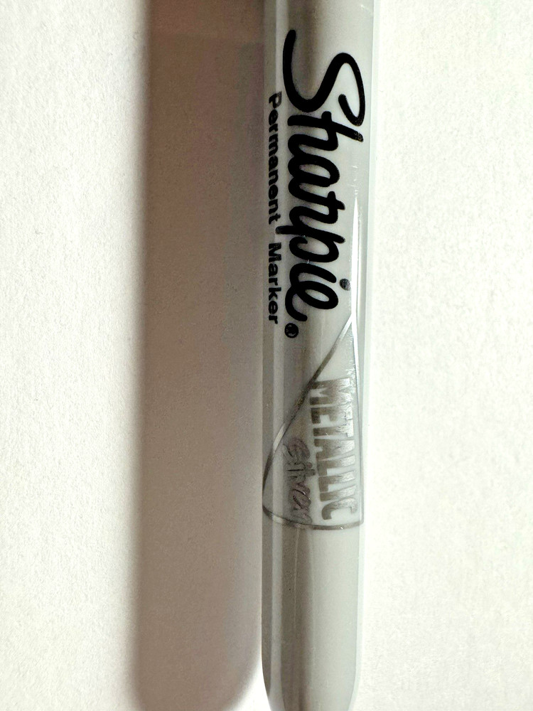 Sharpie Fine Point Metallic Silver Permanent Marker Pack of 1