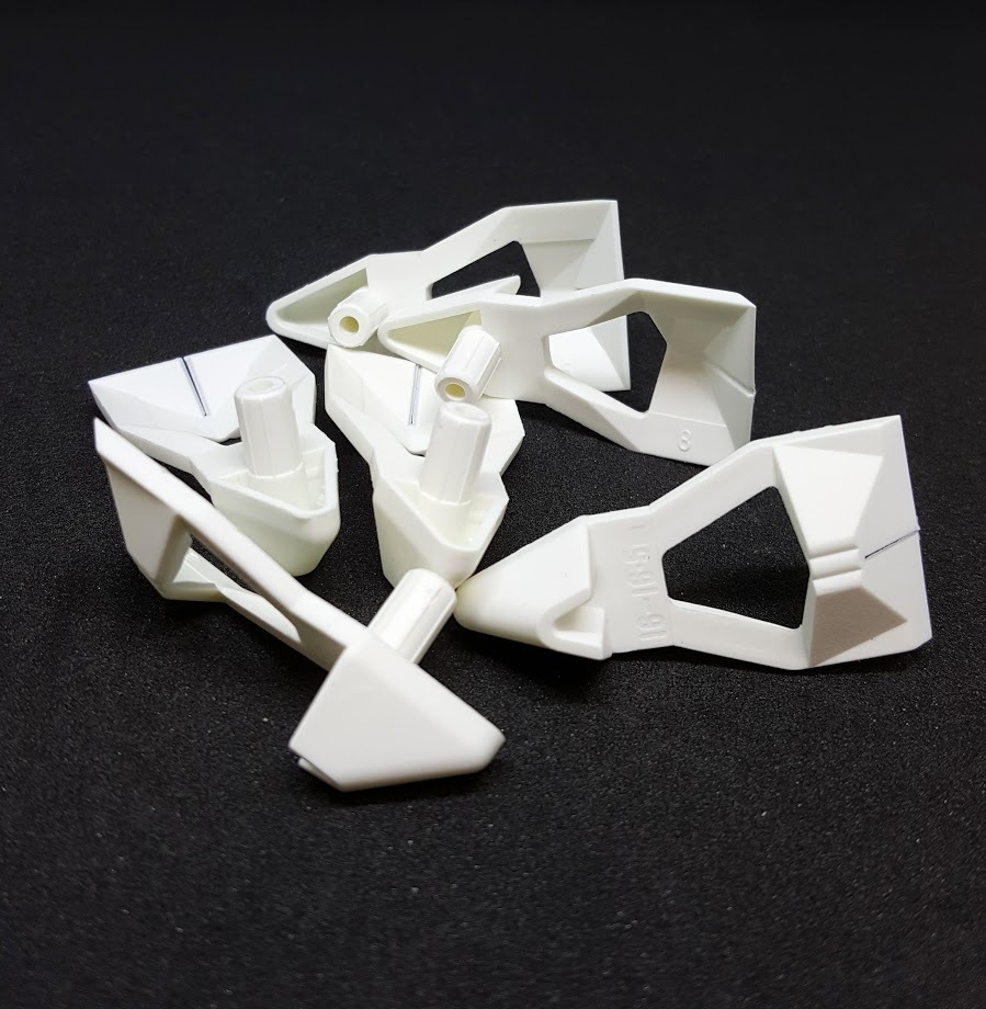 Locking Shelf Support 5mm" x 5/8"  24pcs  #1838 white
