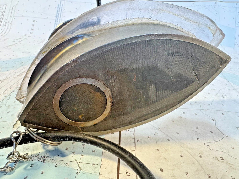 GARMIN STAINLESS STEEL DEPTH TRANSDUCER??? 2" Thread