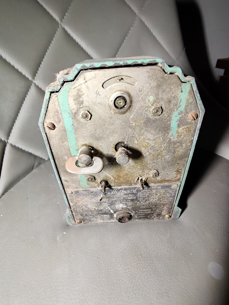 Old Clock Hotpoint Automatic Range Timer ART DECO 1920 Copy Right 2 Lb 8oz.