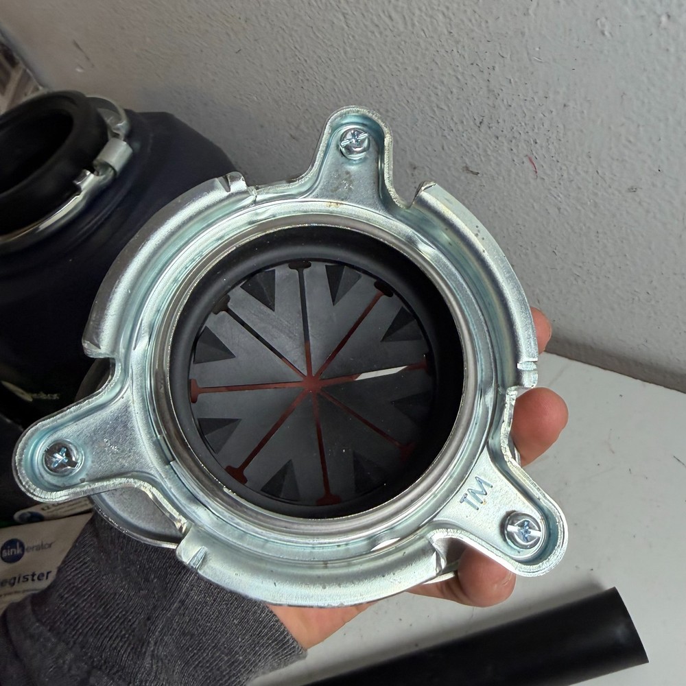 InSinkErator Evolution 3/4 HP Advanced Series Continuous Feed Garbage Disposal