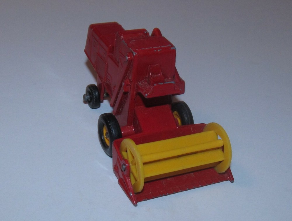 Matchbox Lesney Class Combine Harvester No. 65