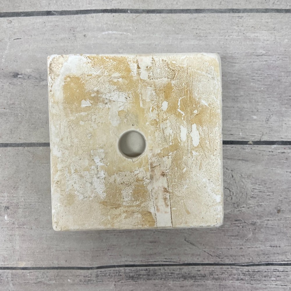 Unbranded Ceramic Casting Triangular Mold