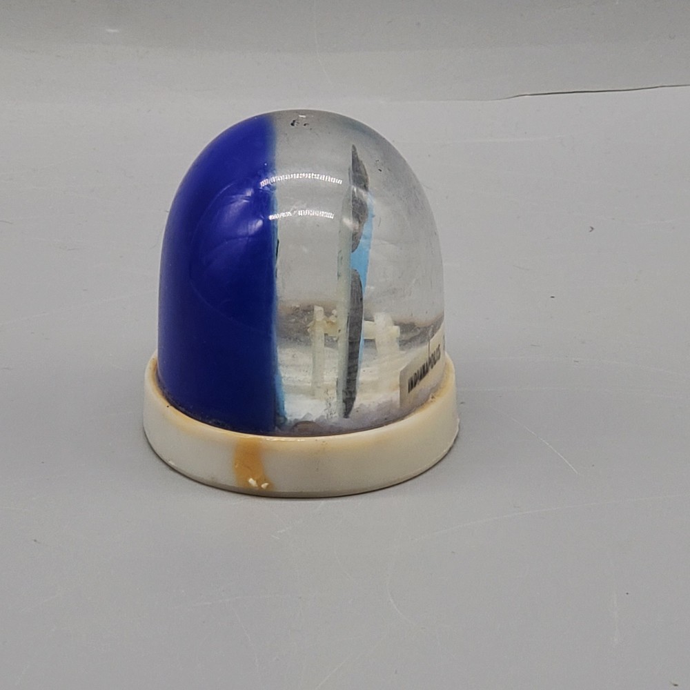 Vintage Indianapolis Zoo Snow Globe Dolphins