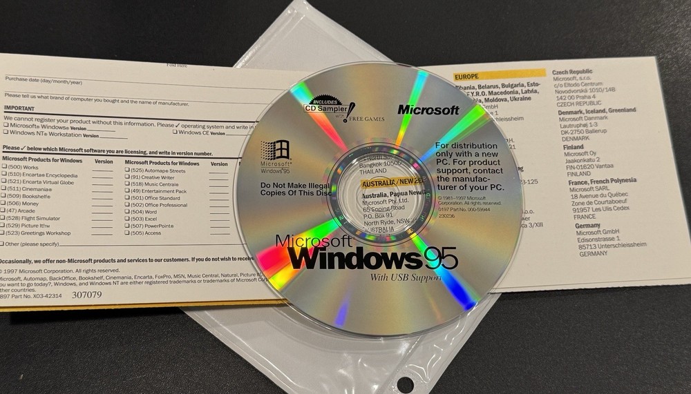 Microsoft Windows 95 Installation CD CD-ROM with USB Support - NO PRODUCT KEY