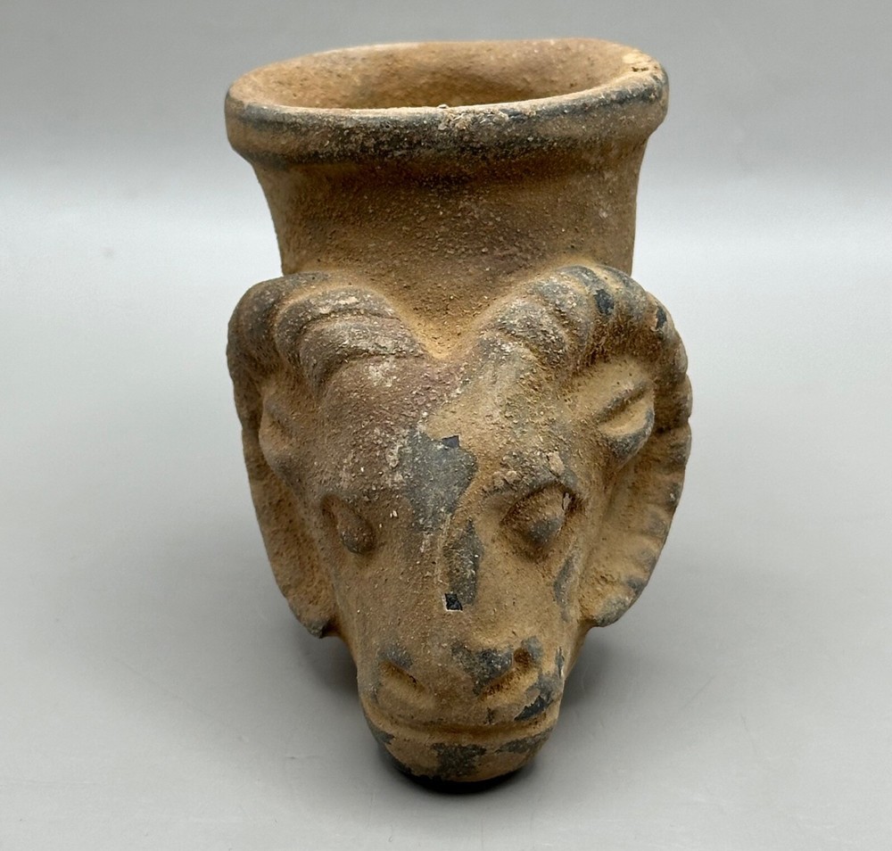Wonderful Ancient near eastern stone small wine Rhyton