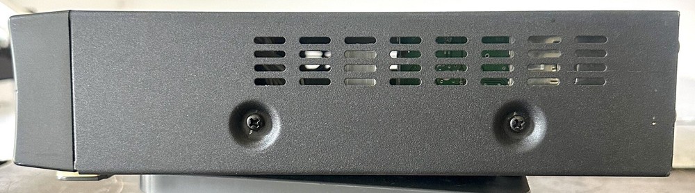 Digital Video Broadcasting DMT1000 Digital Multimedia Satellite Receiver