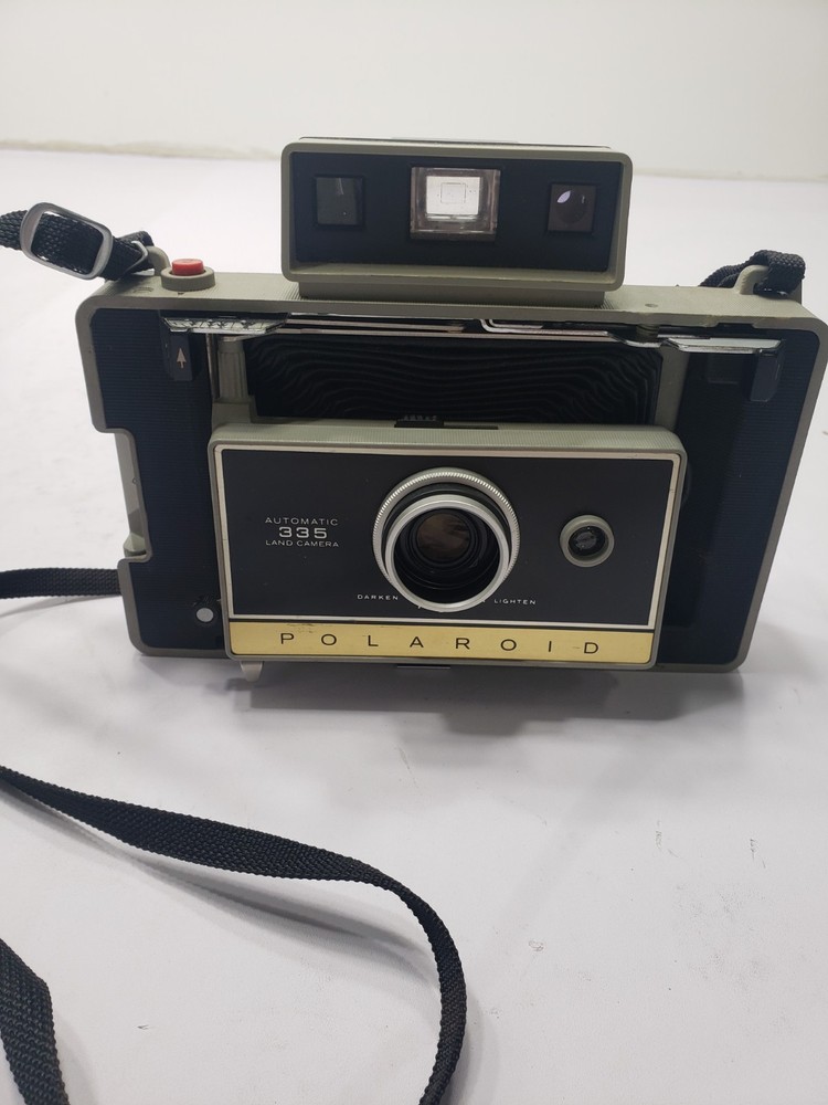 Vintage Polaroid Automatic Model 335 Land Camera With Storage Case & Flash