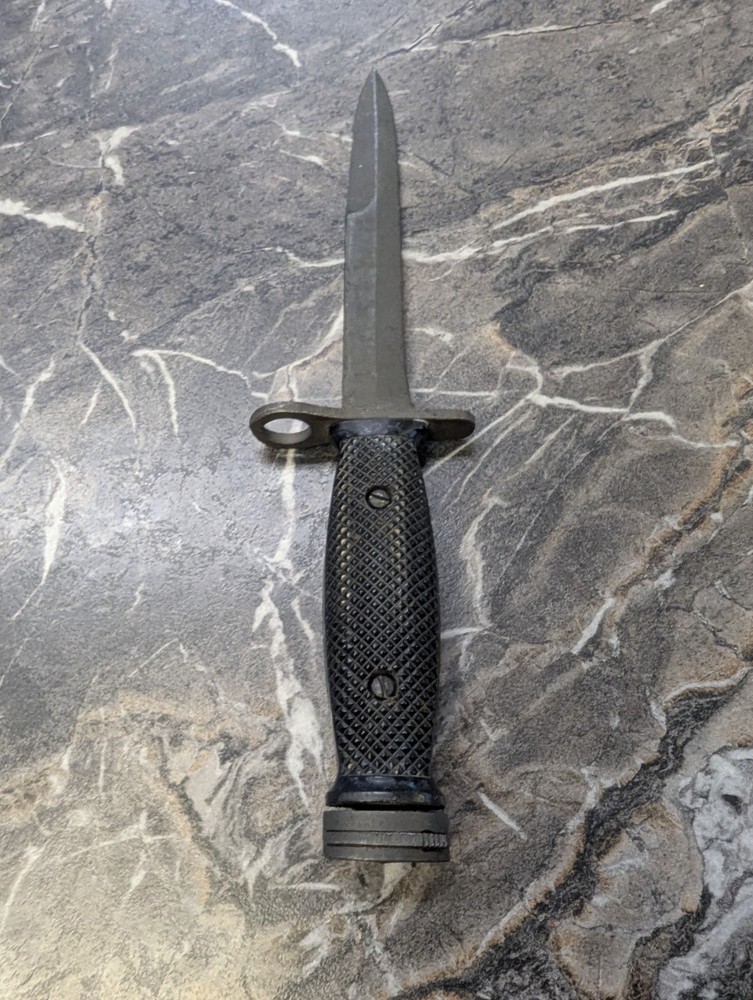 VINTAGE ORIGINAL US MADE M7 KNIFE
