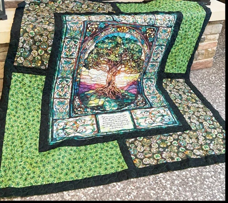 StoryTeller Quilt Pattern-Using a Panel