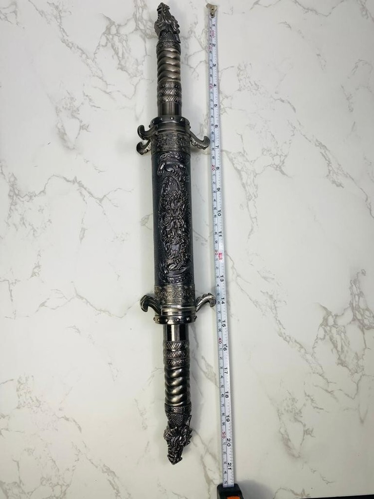 Metallic Twin Dragon Scroll Daggers