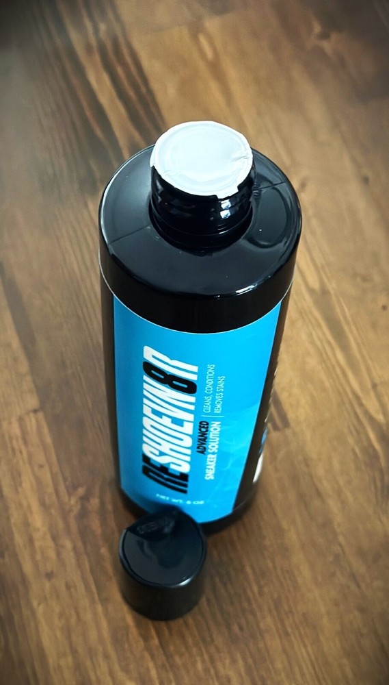 Reshoevn8r Advanced Sneaker Solution (Volume: 8oz / 237ml) - **2 UNITS**