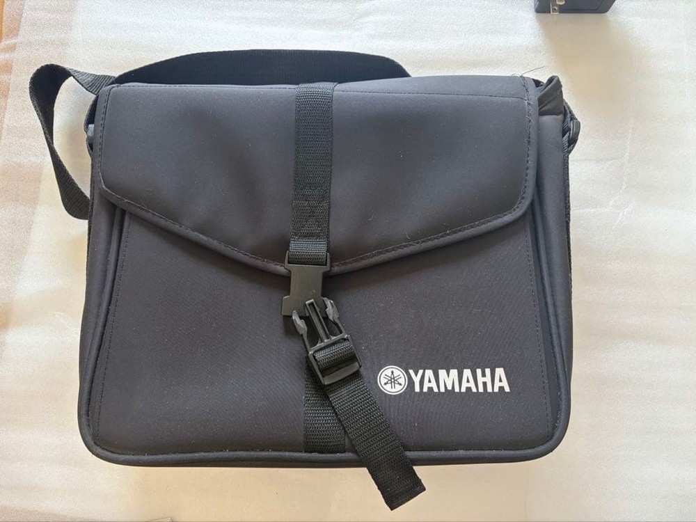 YAMAHA SU200 Sampler with Dedicated Bag Sampling CD AC Adapter