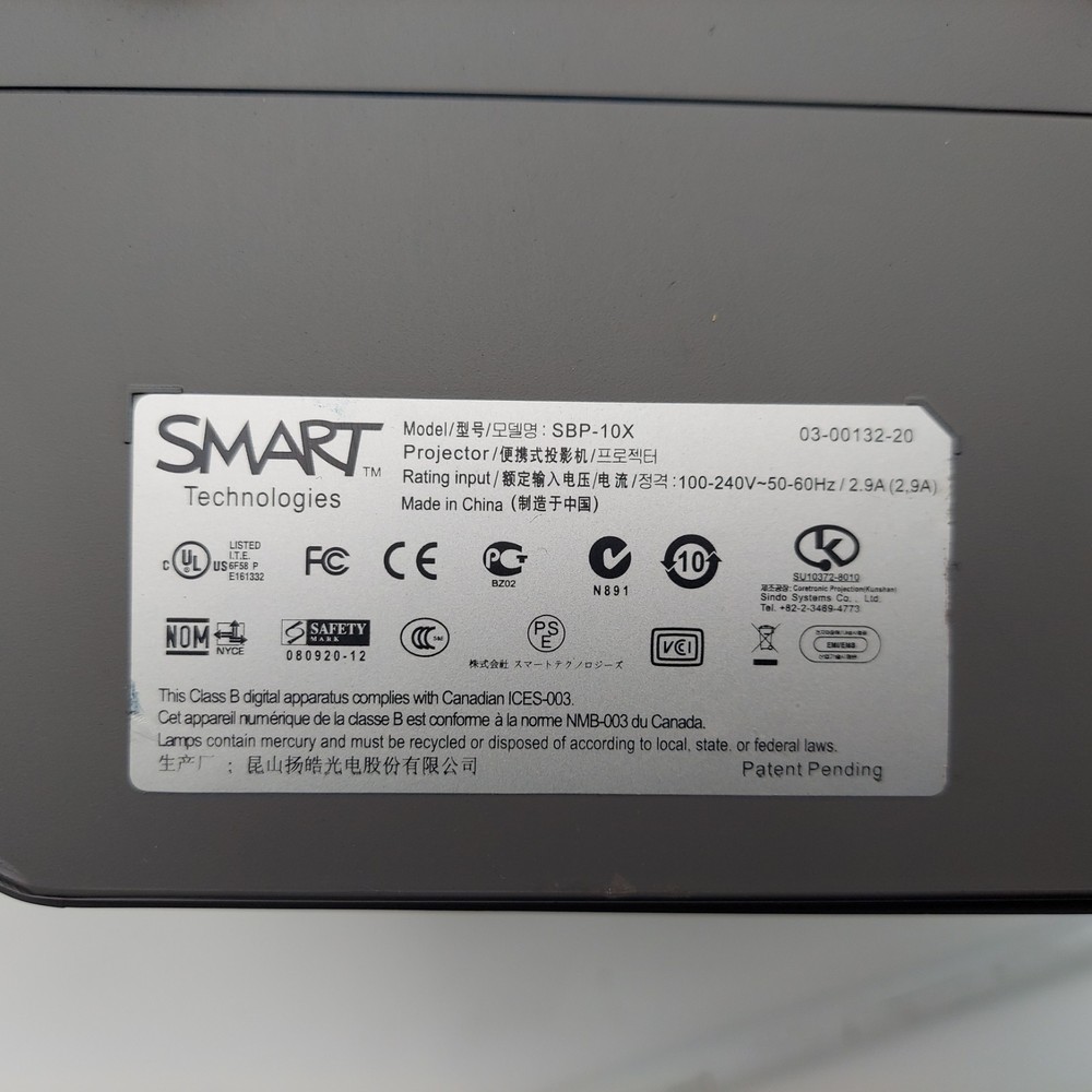 Smart Technologies UF55 SBP-10X Projector