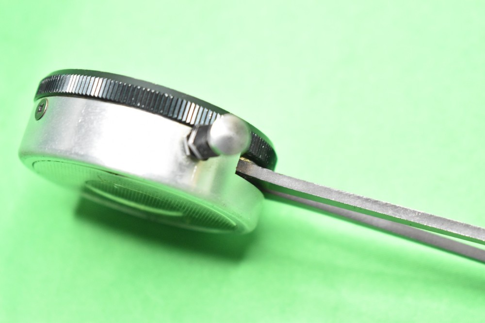 Linear Internal Dial Caliper 3/8"-1-3/8" No Case